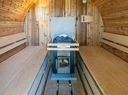 Forest Cabin Retreat - Pets Welcome!