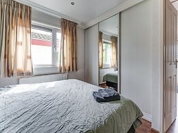 Forest Cabin With Pets