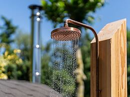 Forest Cabin Retreat - Pets Welcome!