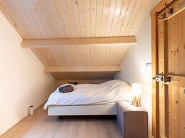 Cozy Vacation Home Near the sea