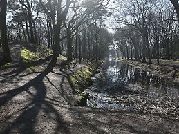 Cozy Vacation Home Near the sea