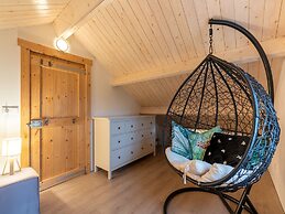 Cozy Vacation Home Near the sea