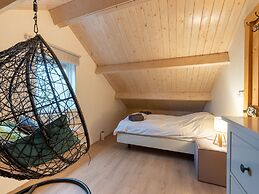 Cozy Vacation Home Near the sea