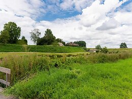 Idyllic Holiday Home in Ooltgensplaat With Private Terrace