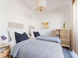 Family Villa With Garden and Jetty