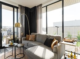 Family Villa With Garden and Jetty