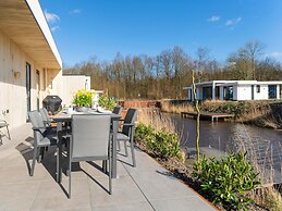 Family Villa With Garden and Jetty