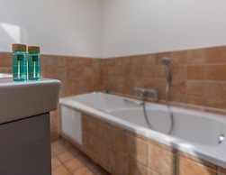 Bungalow Close to Seaside Resort De Koog