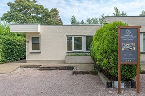 Bungalow Close to Seaside Resort De Koog