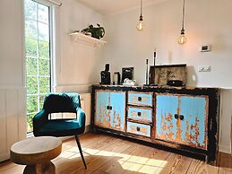 Chalet Kieftveen With hot tub for Four Person