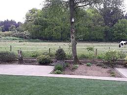 Spacious Chalet With Garden in Garderen