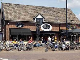 Spacious Chalet With Garden in Garderen