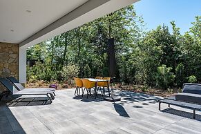 Chalet in Texel Near Forest & Beach