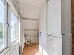 Stylish Family Home With Garden