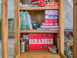 Stylish Family Home With Garden