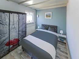 Stylish Family Home With Garden