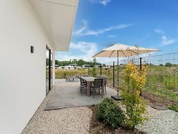 Luxe Villa in Zeewolde With Infrared Sauna