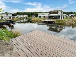 Luxe Villa in Zeewolde With Infrared Sauna