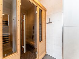 Luxe Villa in Zeewolde With Infrared Sauna