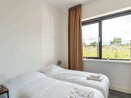 Luxe Villa in Zeewolde With Infrared Sauna