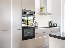 Luxe Villa in Zeewolde With Infrared Sauna