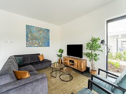 Luxe Villa in Zeewolde With Infrared Sauna