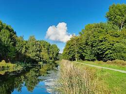 Waterfront Villa, Forest & Golf Club