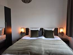 Waterfront Villa, Forest & Golf Club