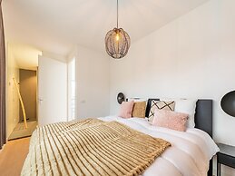 Waterfront Villa, Forest & Golf Club