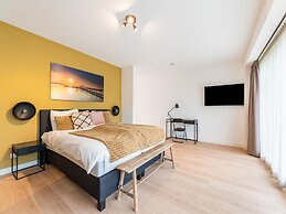 Waterfront Villa, Forest & Golf Club