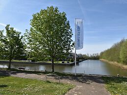 Waterfront Villa, Forest & Golf Club