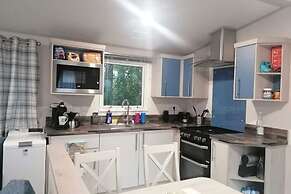 Chalet With Parking Access