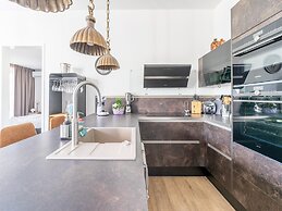 Holiday Home in Harderwijk With Private Jacuzzi