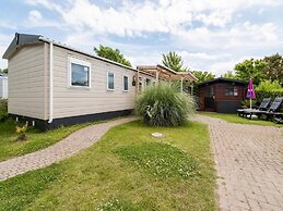 Luxury Chalet With Garden in Quiet Location in Renesse