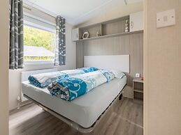 Luxury Chalet With Garden in Quiet Location in Renesse