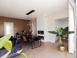 Villa in Zeewolde With Private Terrace