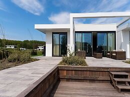 Swanky Villa in Zeewolde With Garden