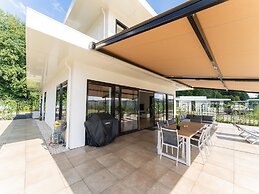 Luxury Water Villa in Harderwold With Jetty