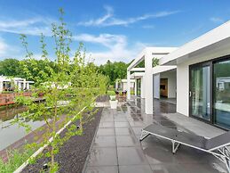 Luxury Villa Near the Harderbos
