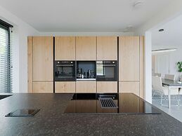 Luxury Villa Near the Harderbos