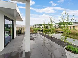 Luxury Villa Near the Harderbos