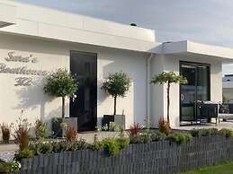 Exclusive Villa With Boat Terrace