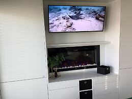 Exclusive Villa With Boat Terrace