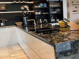 Exclusive Villa With Boat Terrace