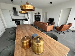 Villa With Spacious Garden and Electric hot tub