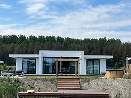 Villa w/ Hot Tub & Jetty