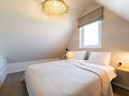 Holiday Home in Oostkapelle With Garden