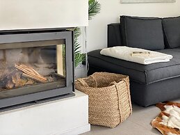 Majestic Holiday Home in Kamperland With Garden