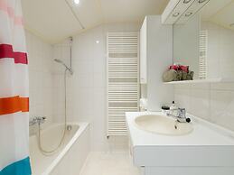 Detached Bungalow in Kamperland Near sea