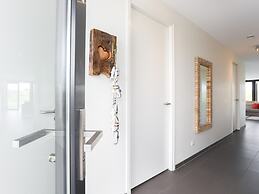 Modern Holiday Home in Kamperland With Garden